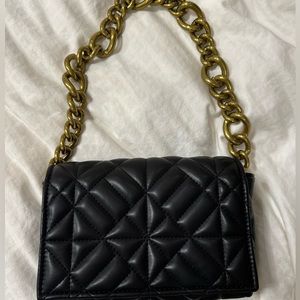 Black purse with Gold chain